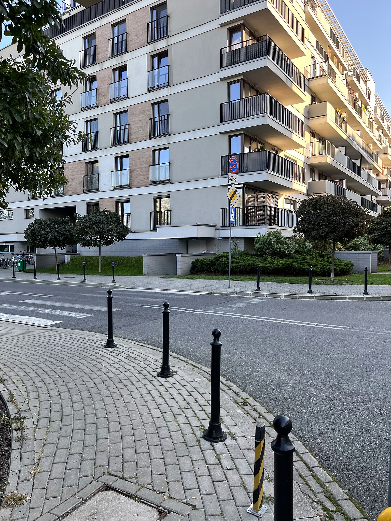 Budynek kancelarii, ul. Jana Nowaka-Jeziorańskiego 12, Kancelaria Adwokacka LEX FORTE, Warszawa
